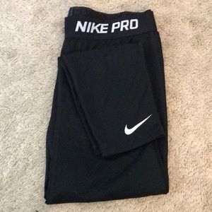 Nike Pro Cropped Leggings